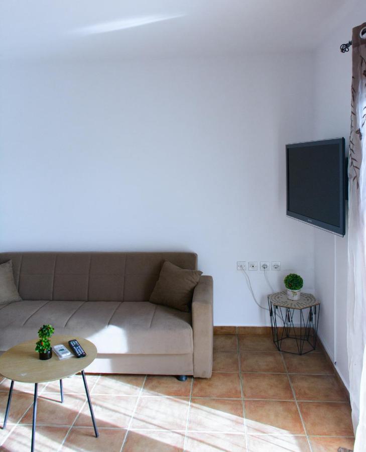Marys House Apartment Порто Хели Екстериор снимка